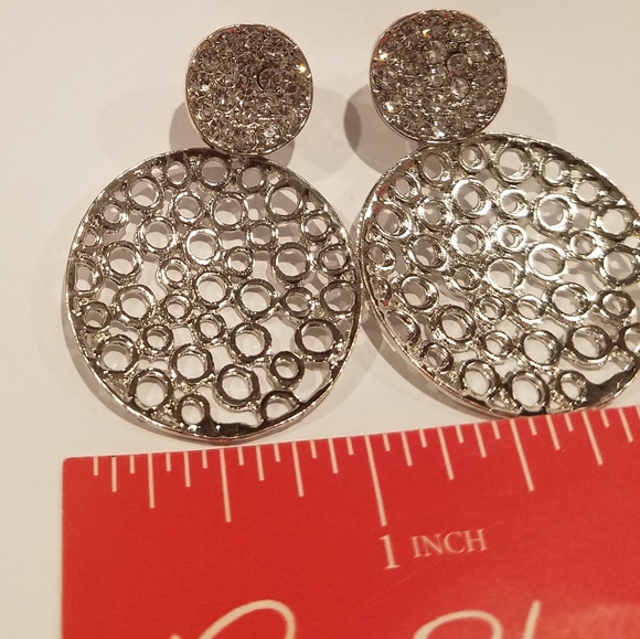 Sparking silver earrings - Picture 3 of 4
